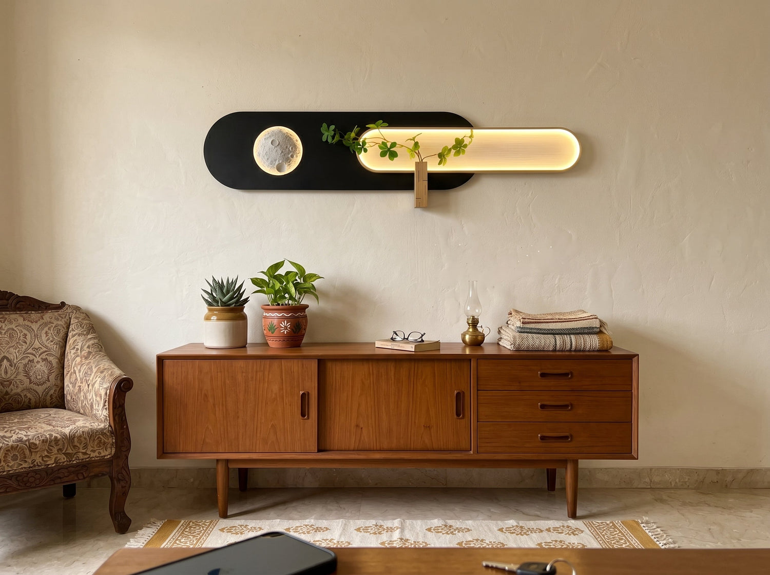 How Modern Wall Decor Changes the Mood of Your Home Instantly